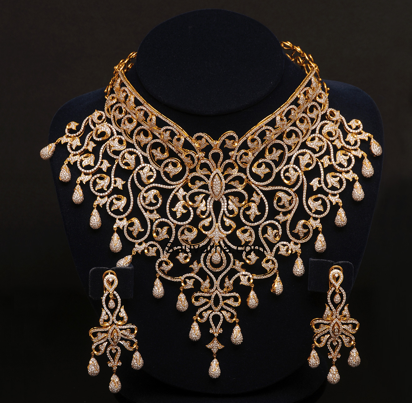 Diamond Jewellery | Sauvarna Indian Jewelery